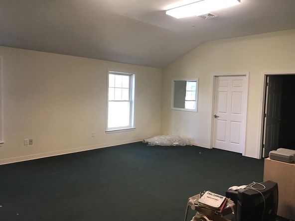 Office For Sale: 1132 Us Hwy 1, York, ME 03909